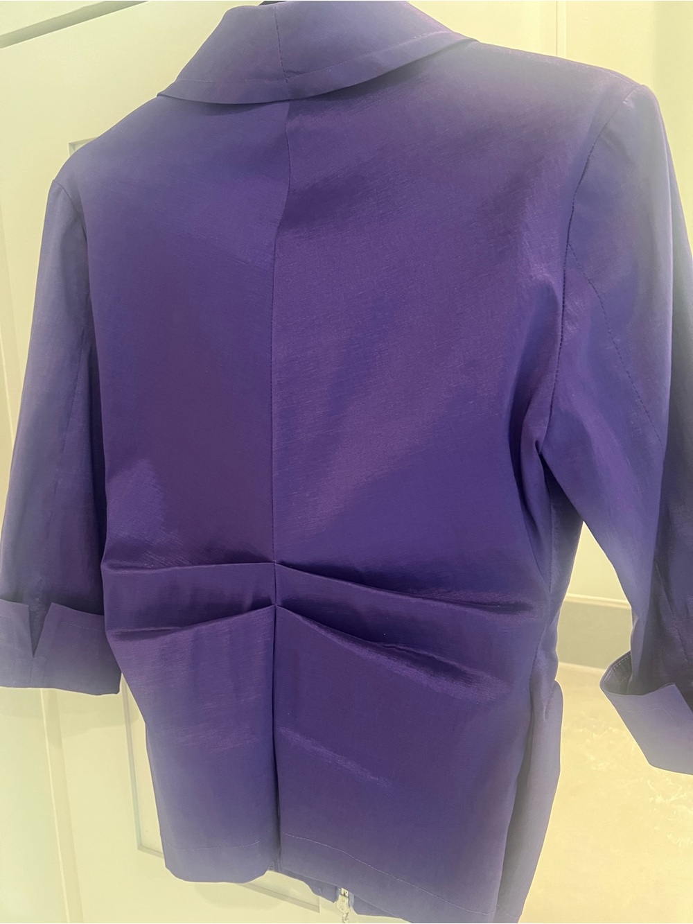 Joseph Ribkoff Purple Satin Ruched Jacket-LIKE NEW • DISCOUNTED PRICE - Picture 10 of 11